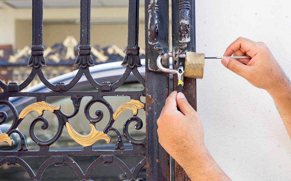 comment changer une serrure de porte d'entrée Fontenay-le-Fleury