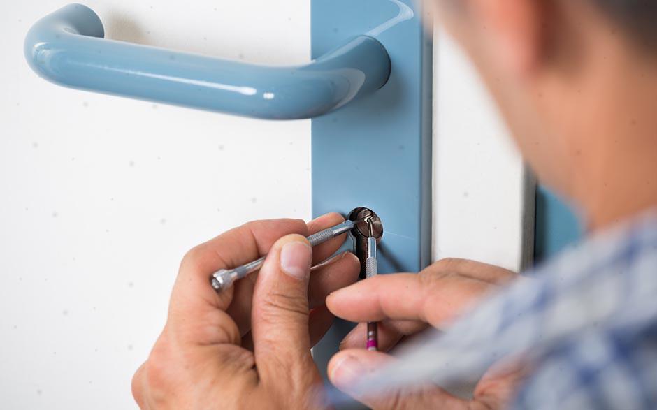 comment changer une serrure de porte d'entrée Fontenay-le-Fleury